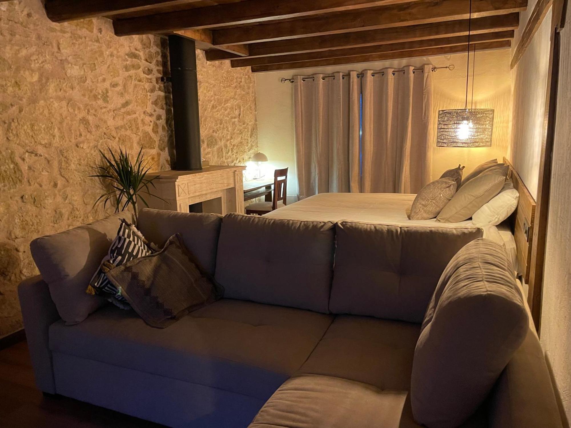 La Casa Del Cantero Pinilla del Valle エクステリア 写真