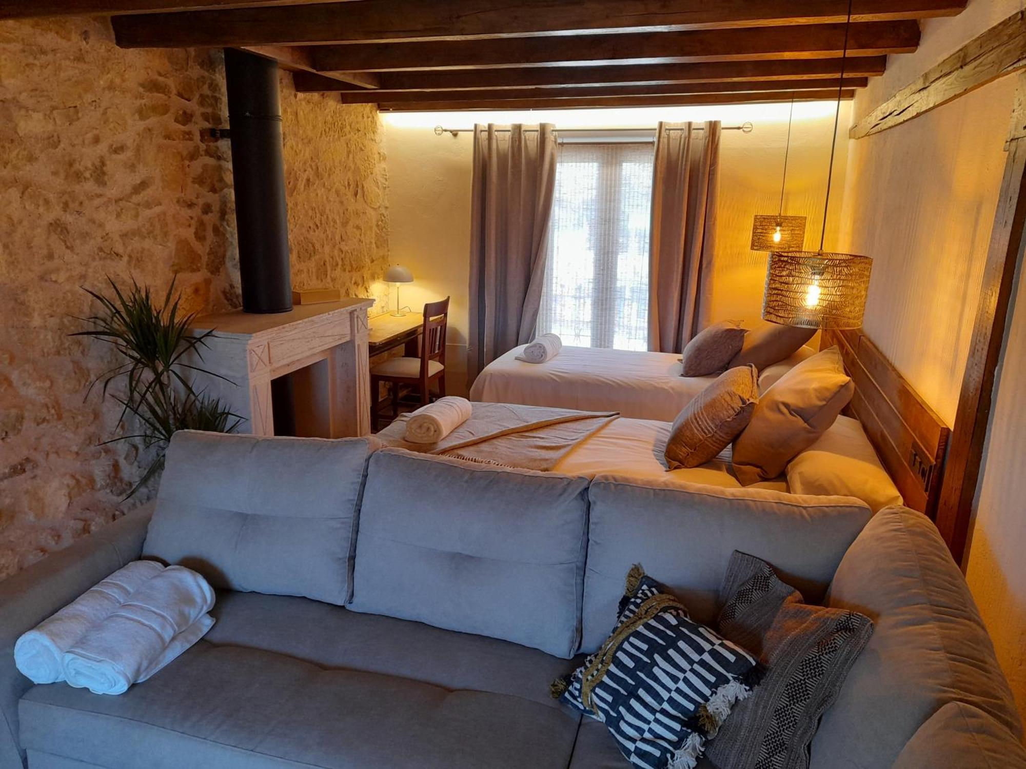 La Casa Del Cantero Pinilla del Valle エクステリア 写真