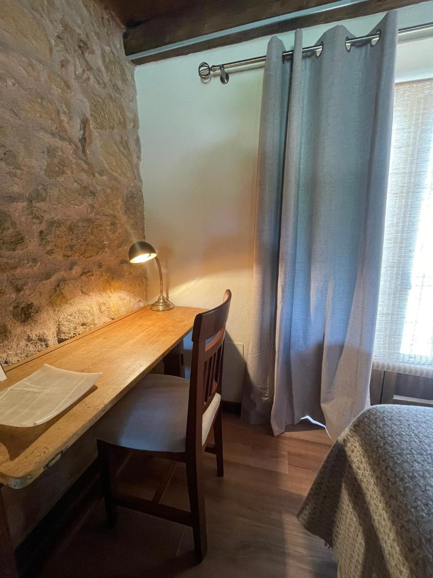La Casa Del Cantero Pinilla del Valle エクステリア 写真